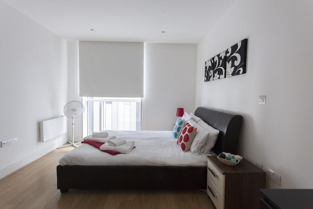 Times Square Serviced Apartments London Exterior photo
